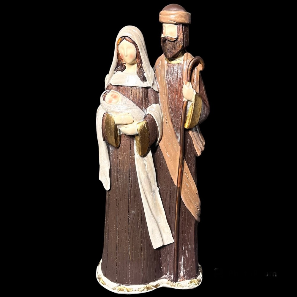 Holy Family Figurine. Unbranded - Approx 12" tall